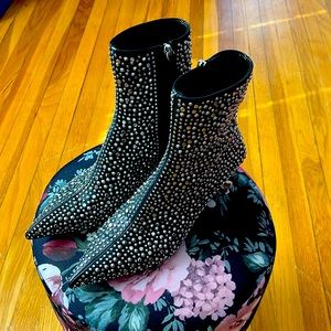 Zara, size 39, black studded booties